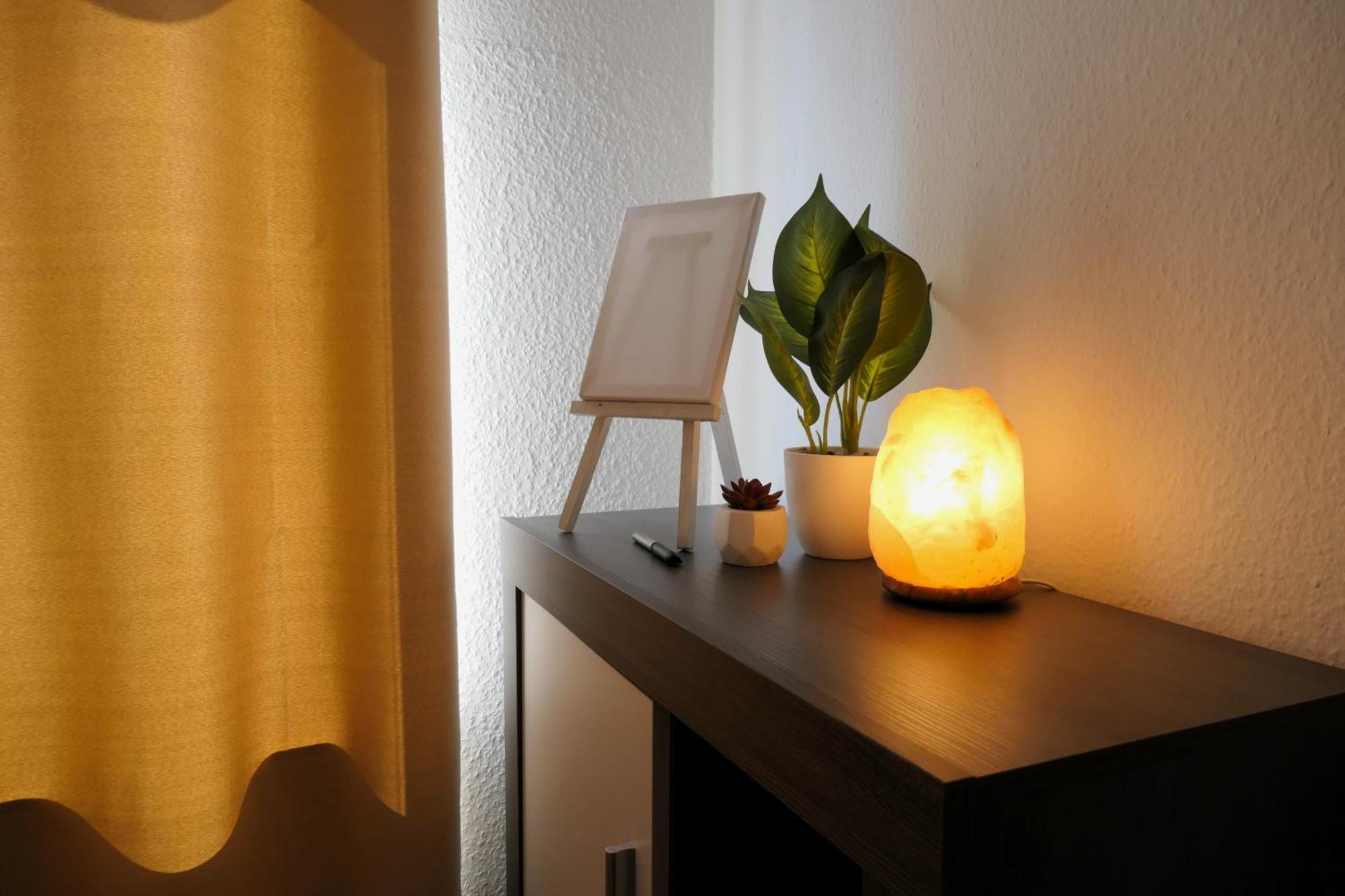 Schoelerberg Apartment Mit Tiefgaragenparkplatz Und Kingsize-Bett Osnabrück Екстериор снимка
